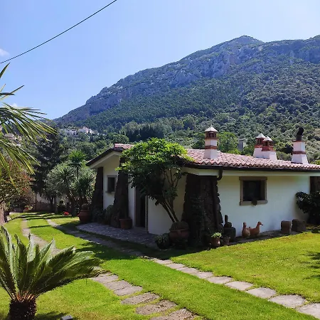 Casa Bados * Dorgali